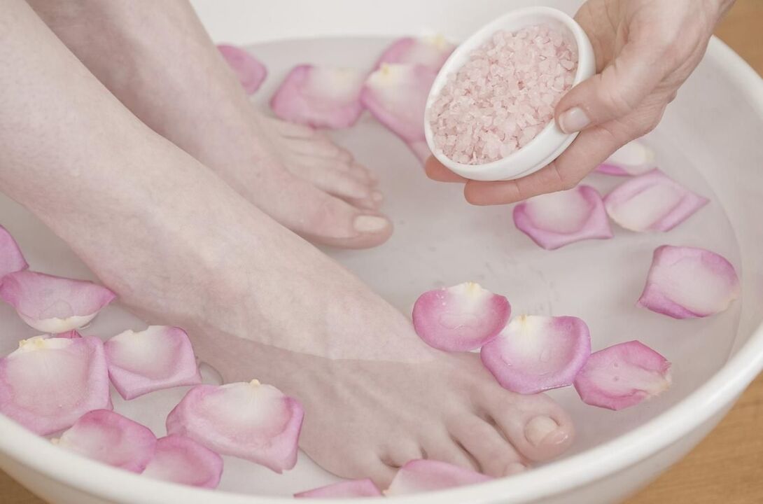 baths with tea tree oil